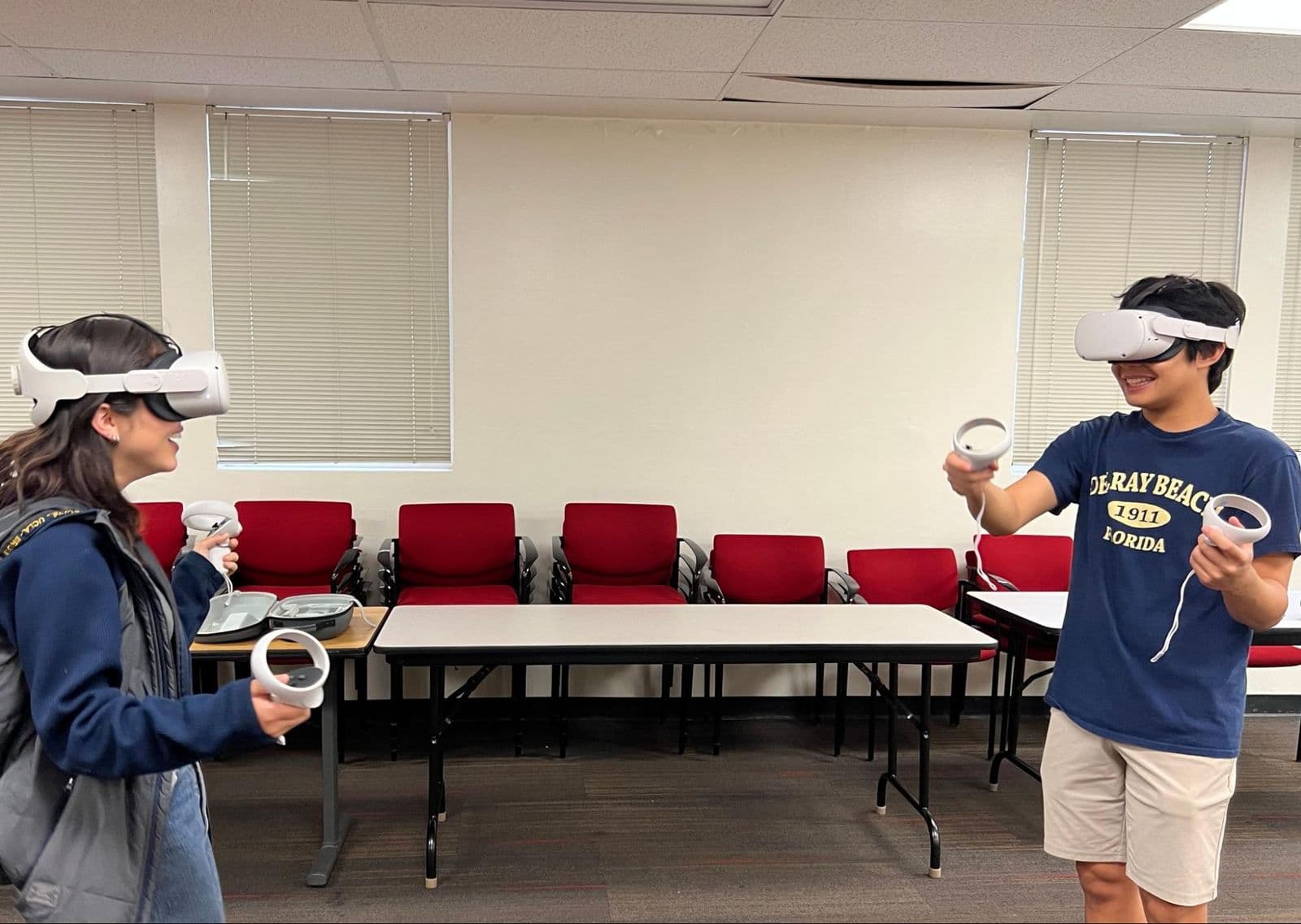 Students trying VR chemistry in the classroom